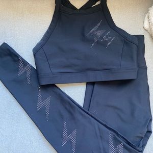 SoulCycle - Silver stud lightning bolt workout set